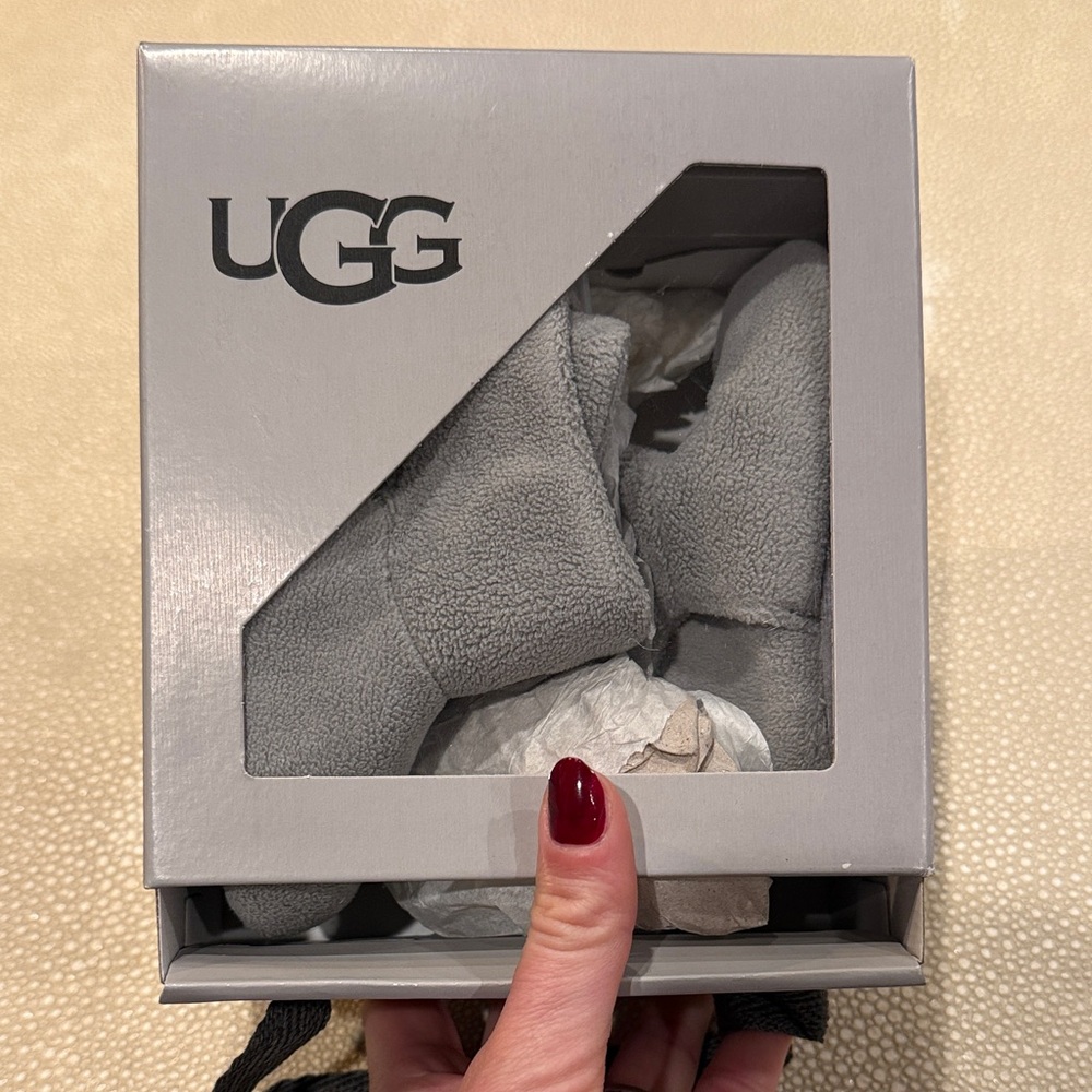 UGG Soft Gray Footwear Baby 02/03 (6-12 M)
